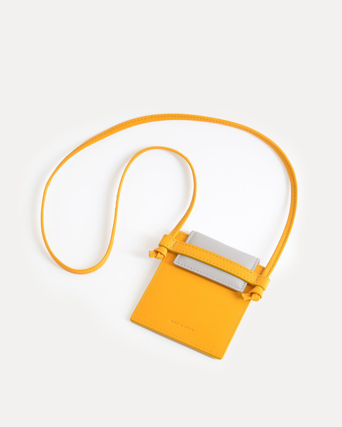 Chiado Yellow-grey