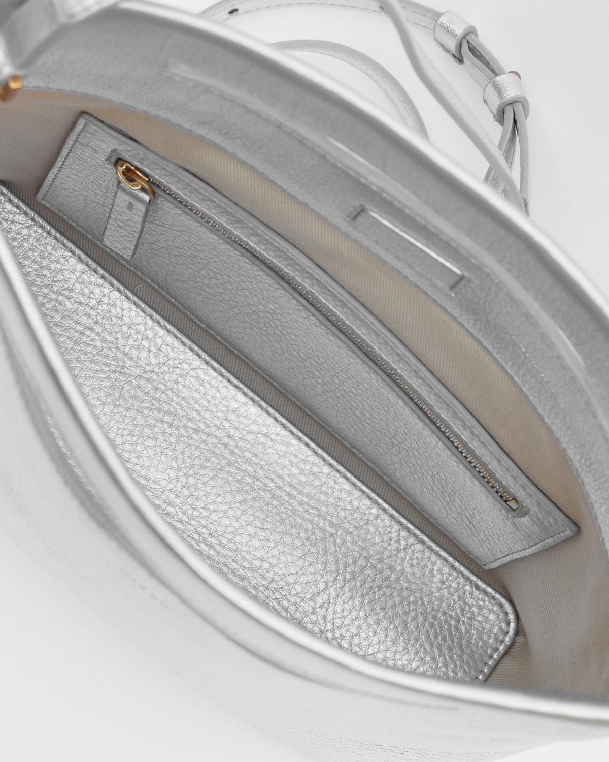 Fold metallic silver