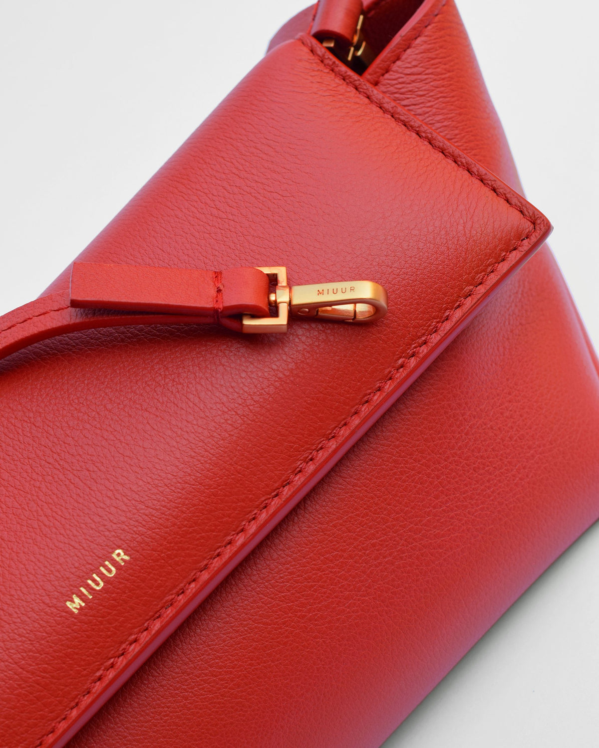 Ginza parrot red