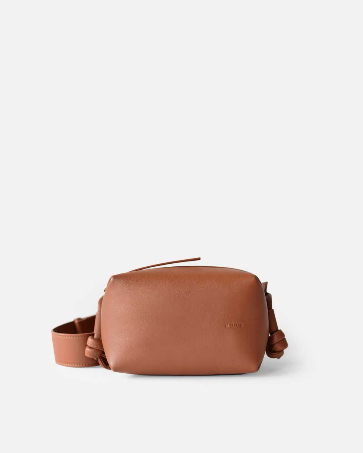 Lantau tan brown