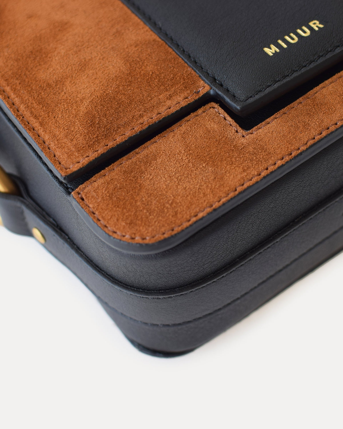M duo havana suede
