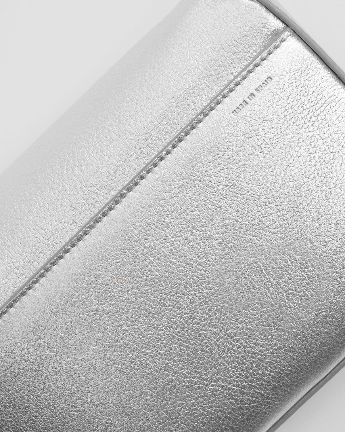 Niu metallic silver