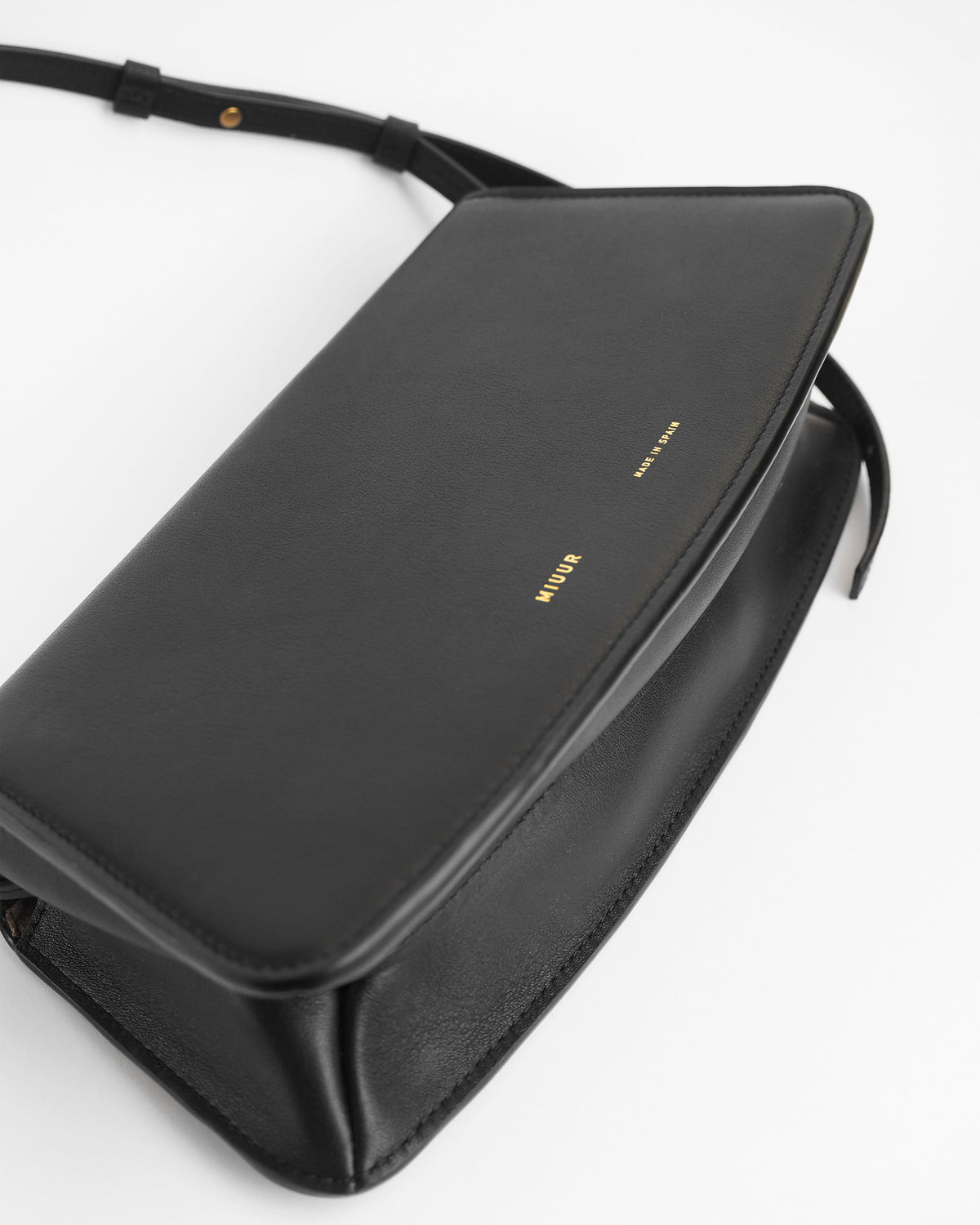 Sabah baguette black